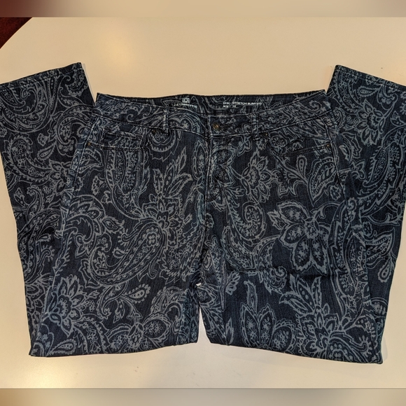 Liz Claiborne stretch slim leg jeans 10 paisley print - Picture 4 of 8